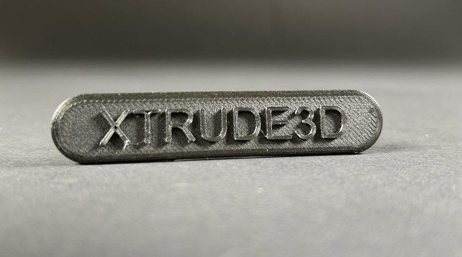 FFD-gedrucktes Bauteil aus Onyx-Material.